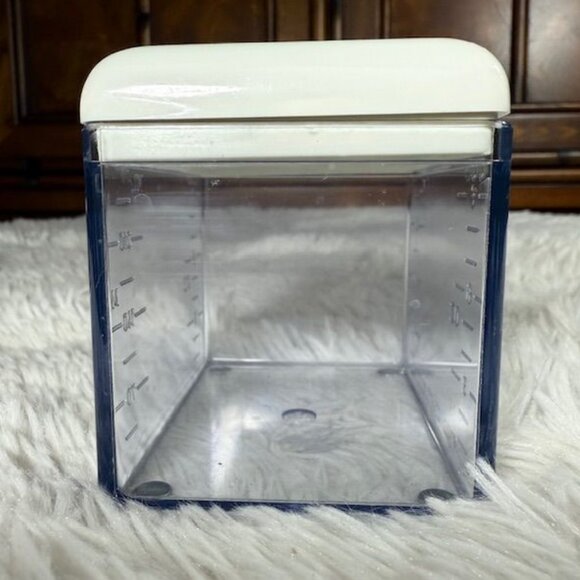 Vintage 6pc Mini Portable Grater Storage Container with Multi Grating Elements - Picture 5 of 10